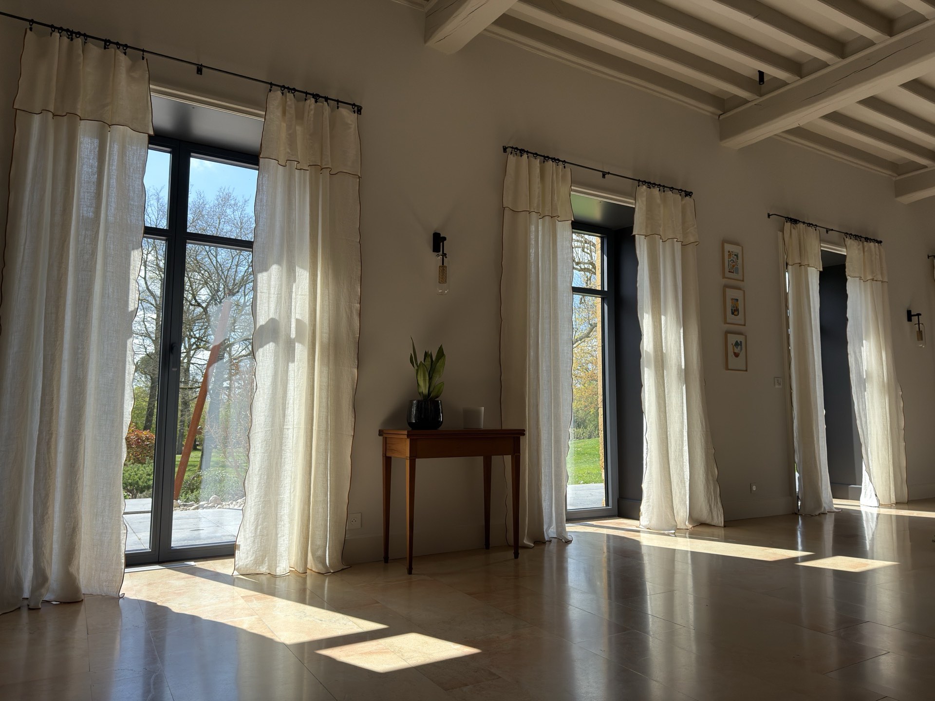 Vue d'ensemble du séjour ouvert